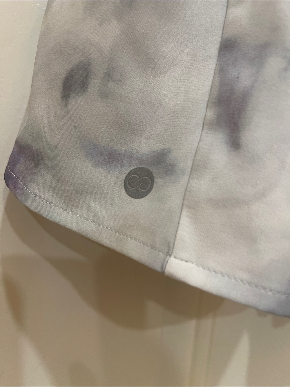 CALIA- Women’s White Gray Tie-Dye Athletic Shorts S:S - Picture 4 of 5